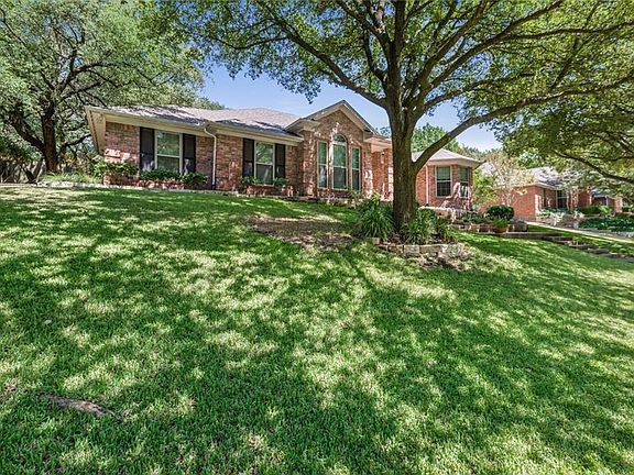 2nd image of 9610 Oak Springs Dr