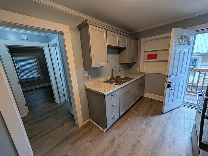808 Cleveland Ave #B — Photo 5