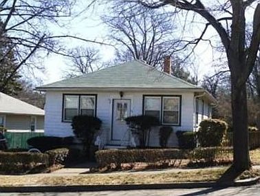 2nd image of 190 Elmwood Ave