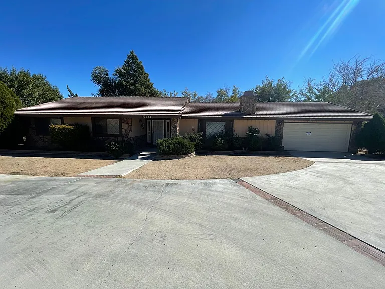 17343 Buckthorn Ave — Photo 1