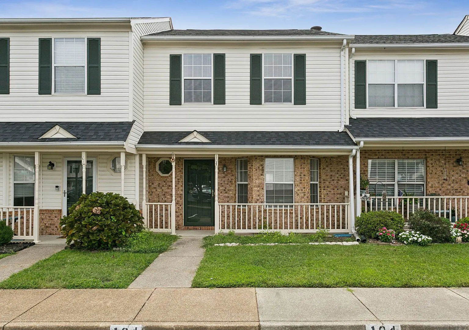 3BR 2.5 BA Smithy Glen/Coventry York County — Photo 1