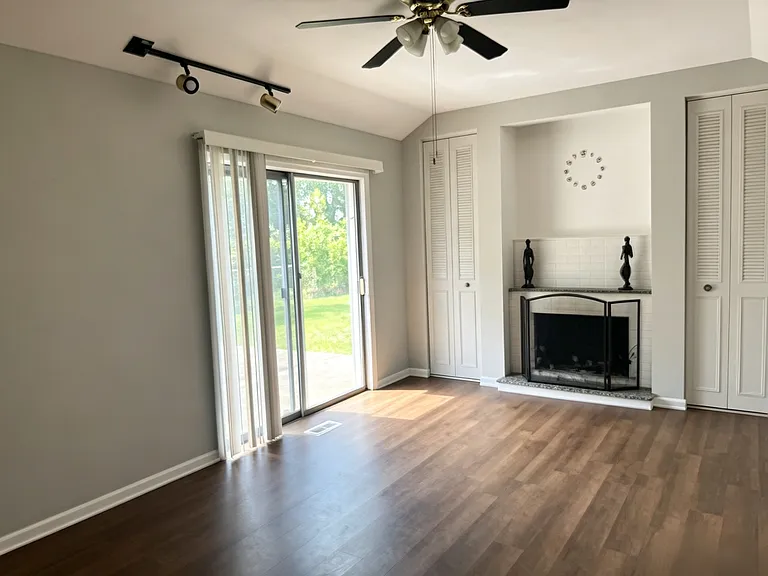 924 Princess Dr — Photo 11
