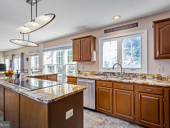 5th image of 2411 Belle Haven Meadows Ct