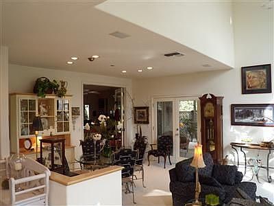 3rd image of 7221 N Stacia Ave