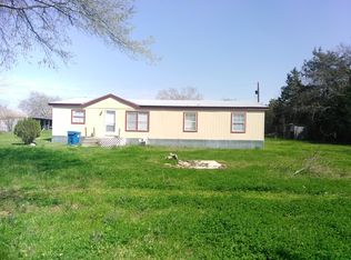 608 N Cemetery Rd, Dawson, TX 76639