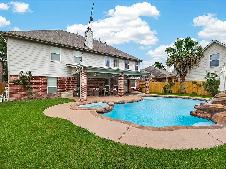 2602 Falcon Knoll Ln — Photo 40