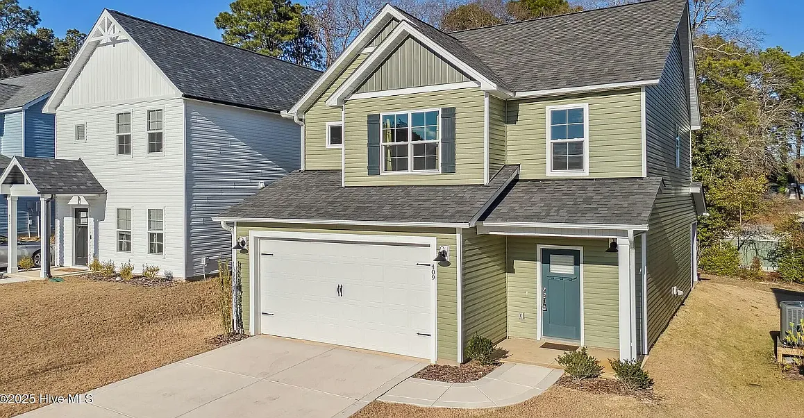 3 bed, 2.5 bath, 1953 sqft, $2,700 — Photo 3