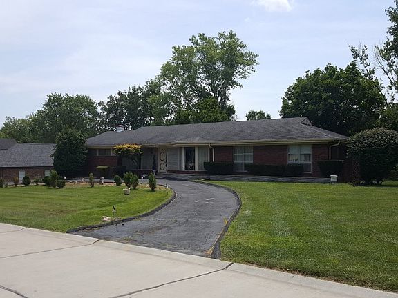 2nd image of 11724 Lakeshore Dr