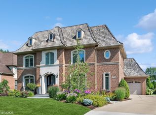 2316 Bellevue Pl, Northbrook, IL 60062