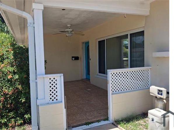 6447 17th Pl N