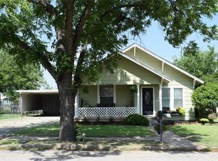 1000 S Nueces St, Coleman, TX 76834