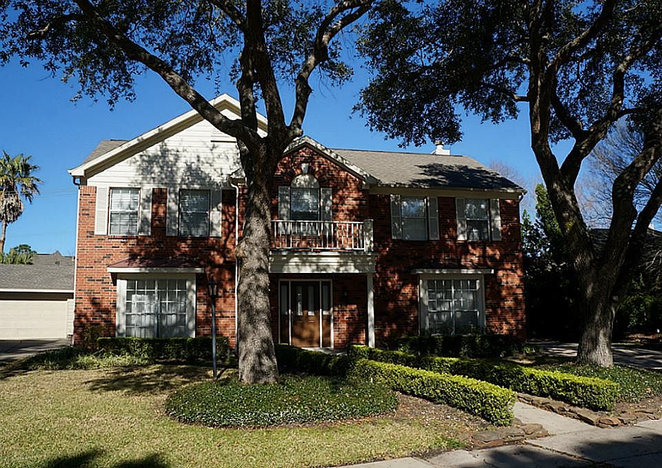 1st image of 831 Island Meadow Ct
