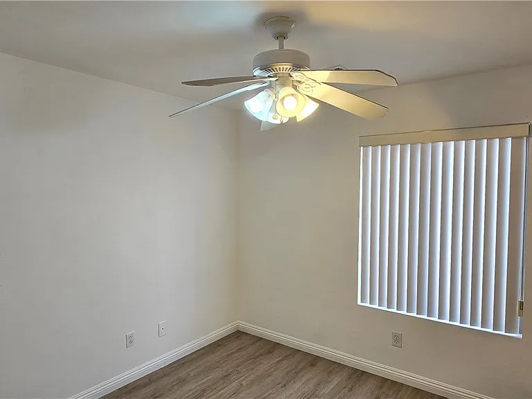9636 Cedar Park Ave — Photo 18