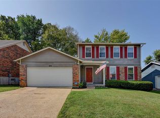850 Peace Haven Dr, Saint Louis, MO