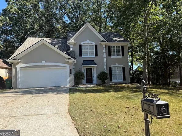 542 Creek Stone Ln, Stone Mountain, GA 30087