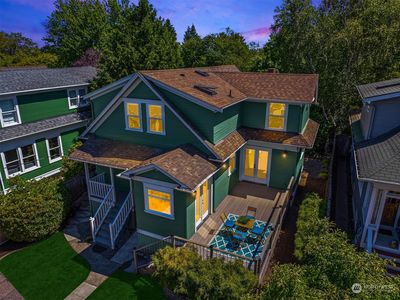 2447 5th Avenue W, Seattle, WA, 98119