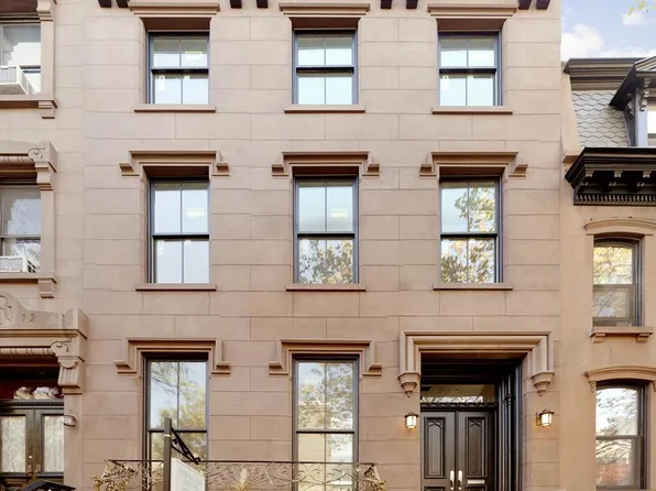 374 Pacific Street image 1 of 35