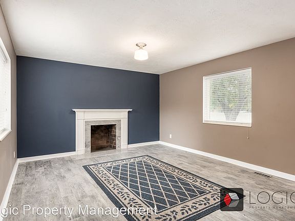 4th image of 945 W Pinnocchio Dr