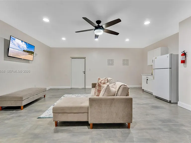 9501 Palmetto Club Ln E — Photo 25