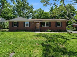 1438 Clayton Ct, Bowling Green, KY 42104