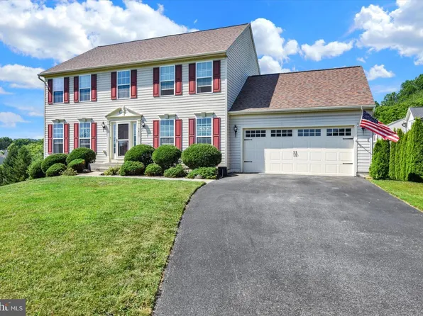 3413 Hartzdale Dr, Manchester, MD 21102