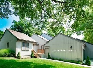 6613 Noland Rd, Shawnee, KS 66216