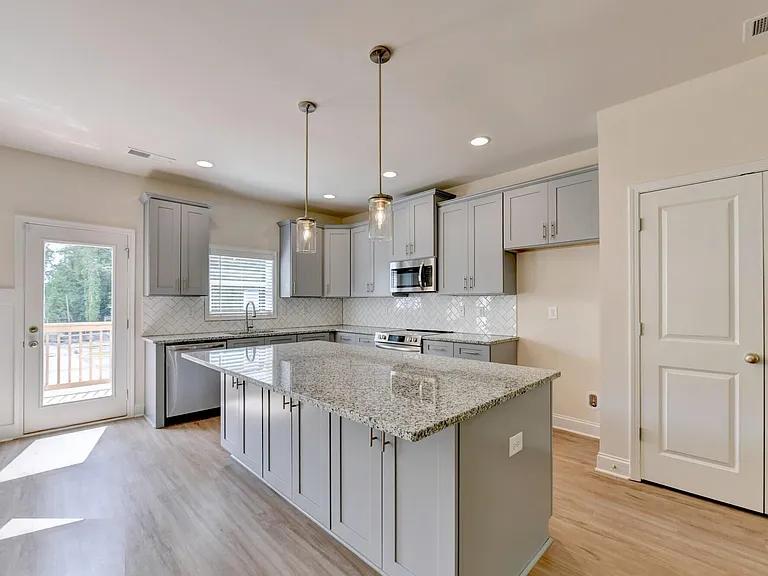 5477 Blossomwood Trl — Photo 24