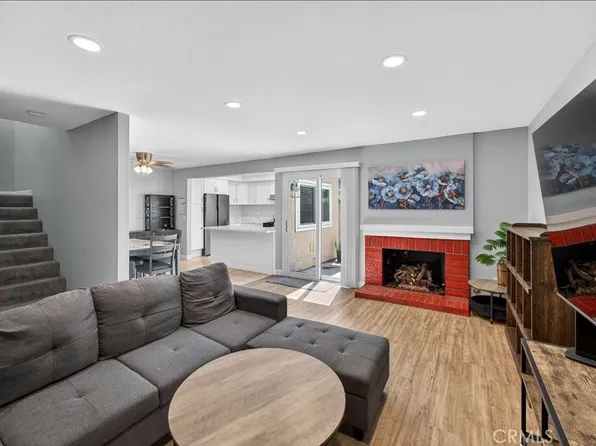 5442 Villa Way #4, Cypress, CA 90630