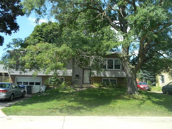 2nd image of 3704 Wakonda Dr