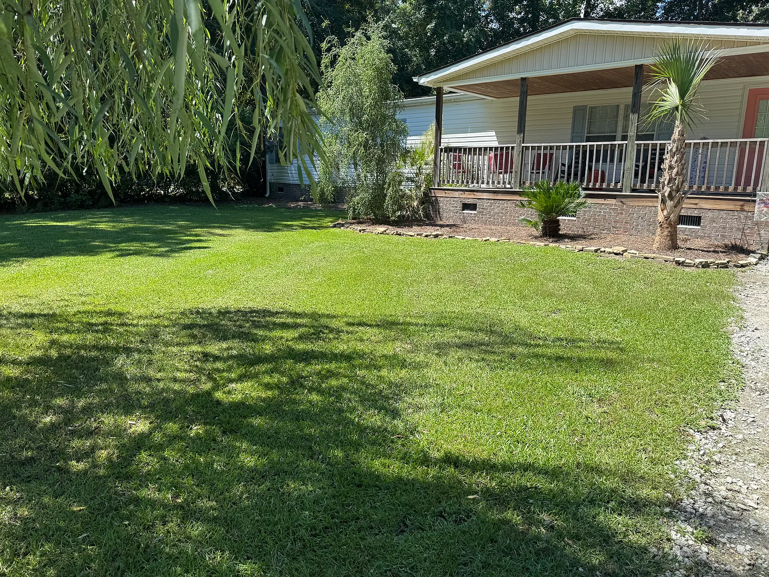 3 bed, 1836 sqft, $2,150 — Photo 2