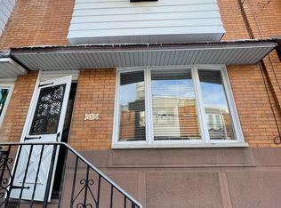 1120 Cross St #1, Philadelphia, PA 19147