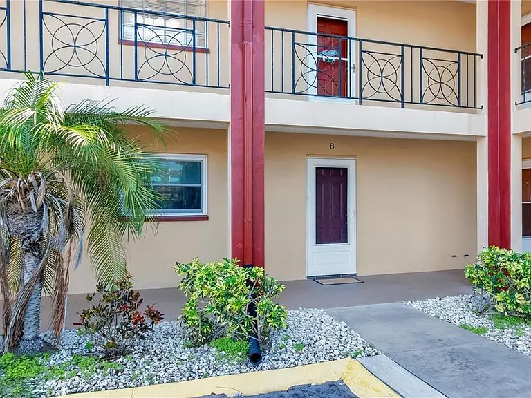 10351 Regal Dr #8 — Photo 5
