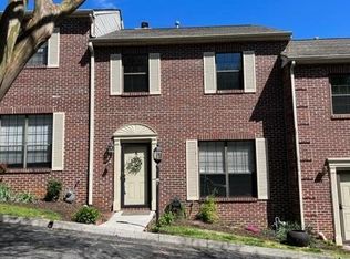 437 S Gallaher View Rd APT 8, Knoxville, TN 37919