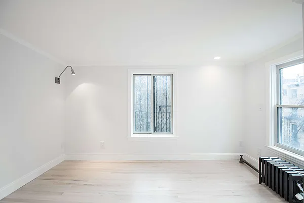 Rented by Nooklyn NYC LLC | media 8
