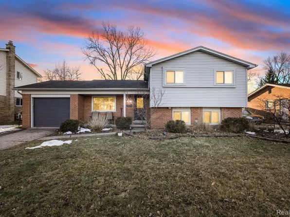 14173 Yale St, Livonia, MI 48154