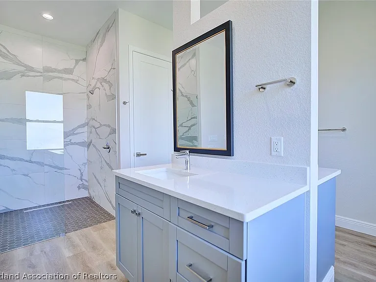 6416 Concord Dr — Photo 26