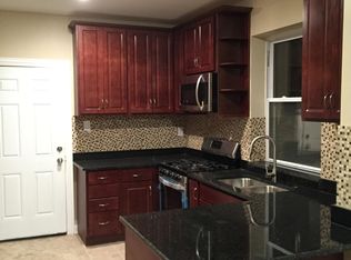 3347 N Avers Ave #1, Chicago, IL 60618
