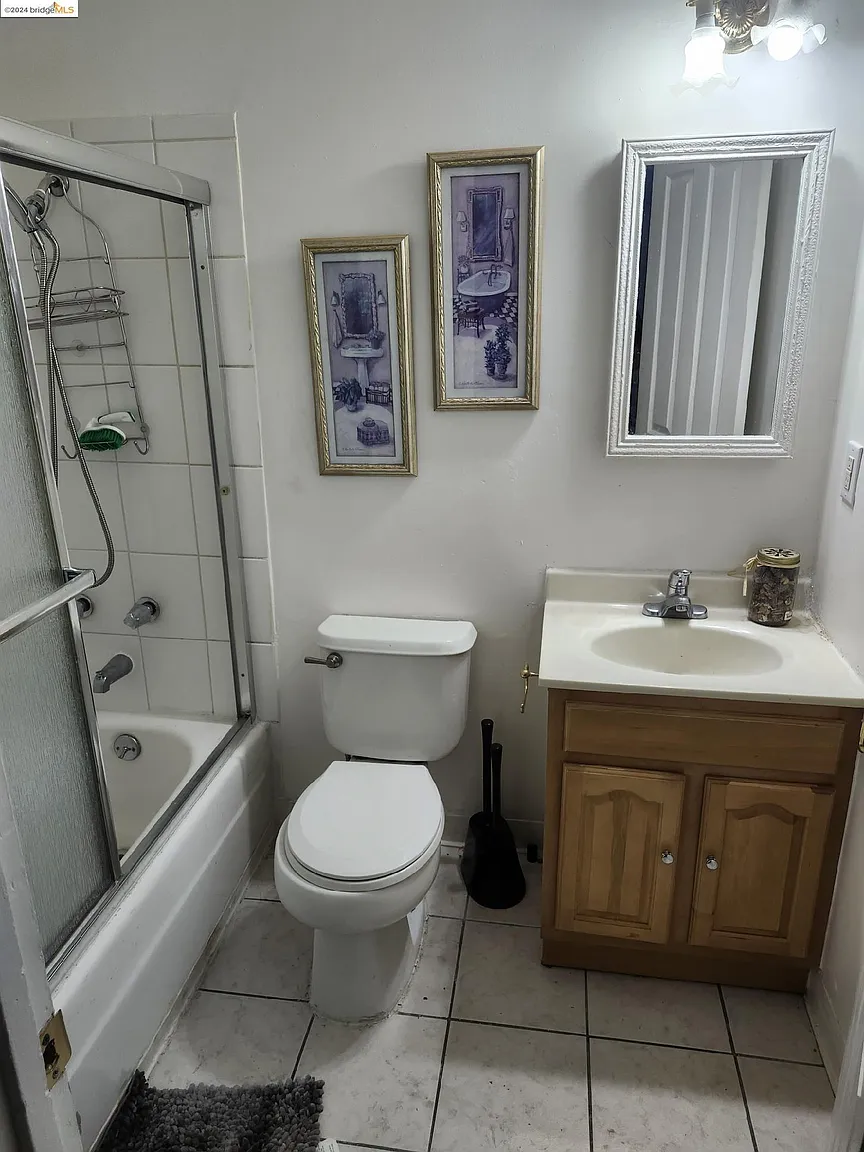 2114 Peppertree Way APT 3 photo 1