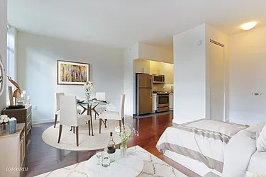 Rented by Red Apple Group