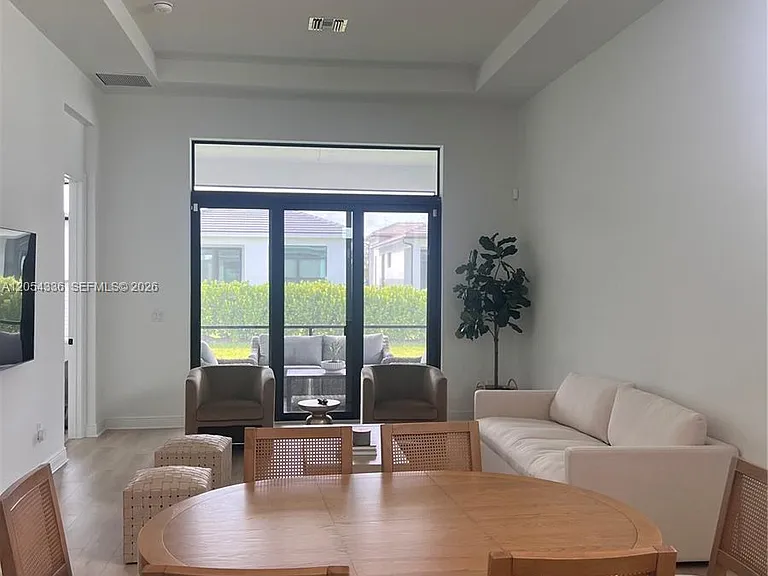 9037 SW Vetta Way — Photo 3