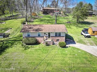 116 Lakeview Hills Ln, Clinton, TN 37716