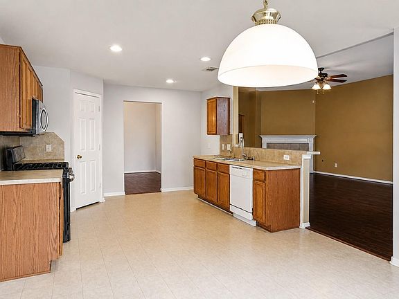 5th image of 16442 Sylvan Dale Dr