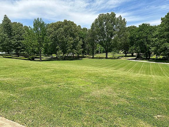 Front lawn 
