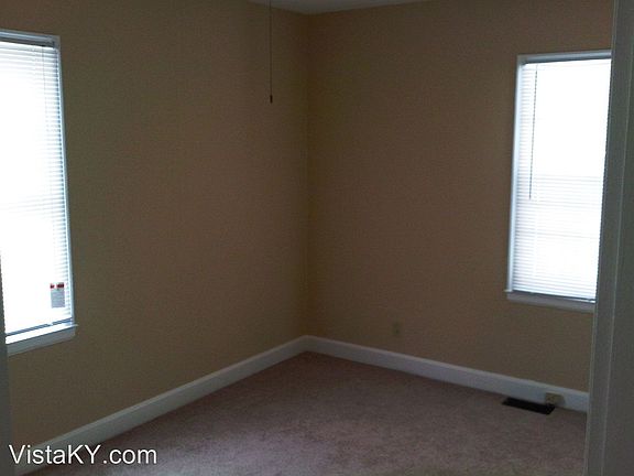 4th image of 3333 Schneiter Ave