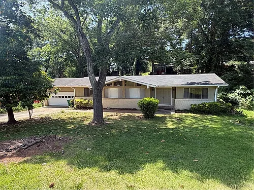 4707 Riverwood Cir Photo 1