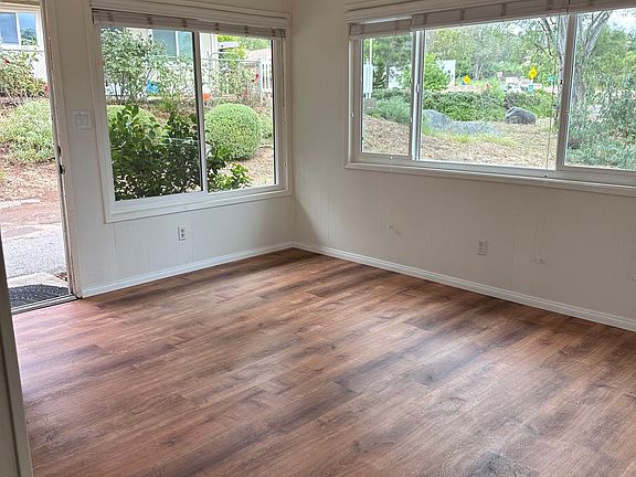 2nd image of 2208 Eucalyptus Ave