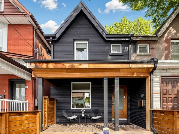 149 Jones Ave N, Toronto, ON M4M 3A2