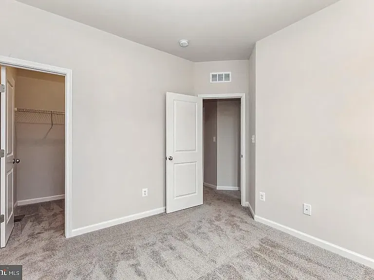 9304 Barnes Loop — Photo 10