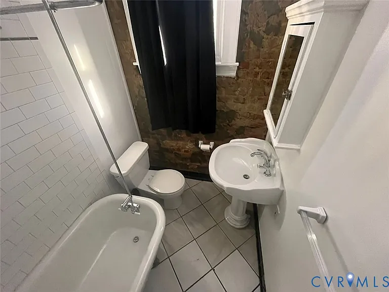 419 N 26th St #A — Photo 2