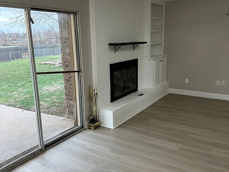 2606 NE Lake Ave — Photo 5